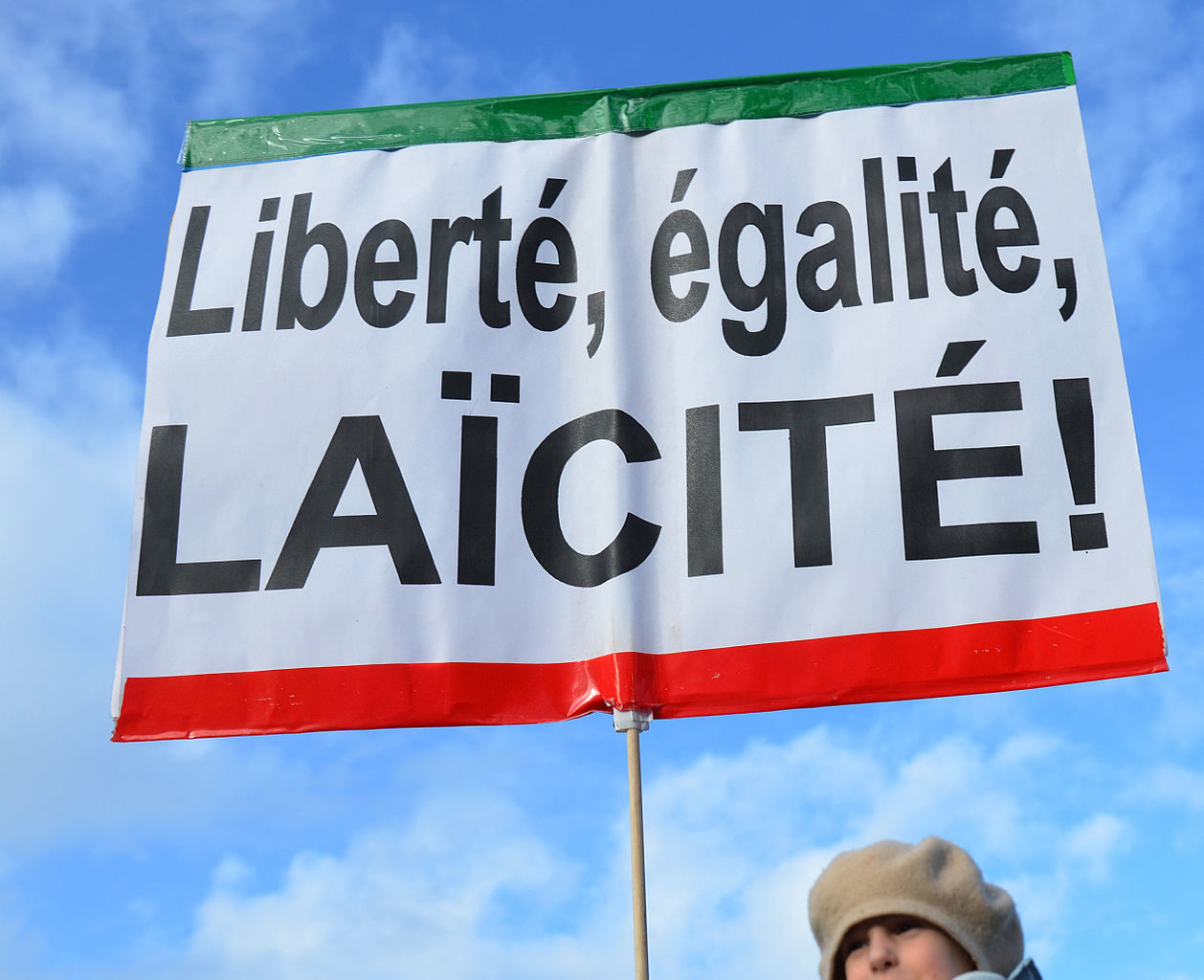 Laïcité: sortir des seules polémiques pour en faire un bien commun partagé